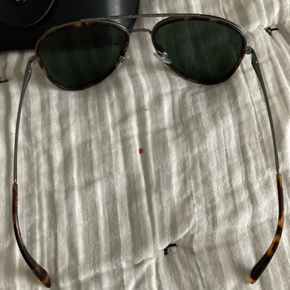 Aviator sunglasses